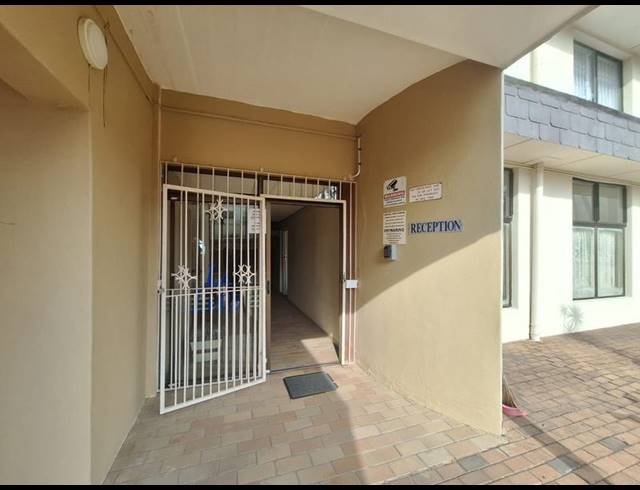 2 BEDROOM APARTMENT FOR SALE IN MANABA BEACH